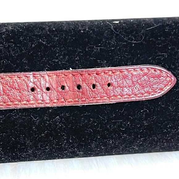 🍒Hermès Burgundy Kelly Watch